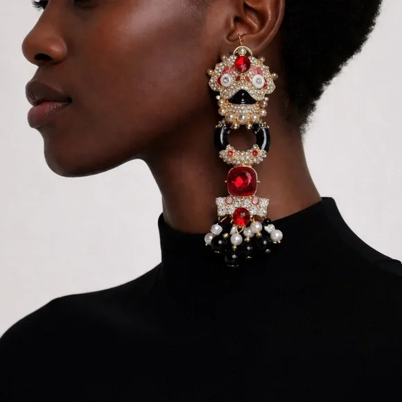 Elegant Red and Black pierced Statement Earrings - Picture 1 of 2